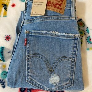 SOLD. Levi’s Mile High Super Skinny Jeans